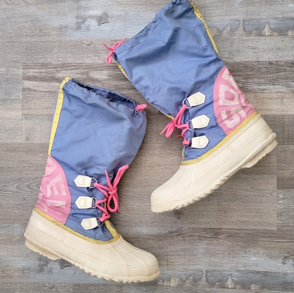 Sorel Shoes - Vintage 80s Sorel Wool Insulated Waterproof Boots Size 8 Made in Canada